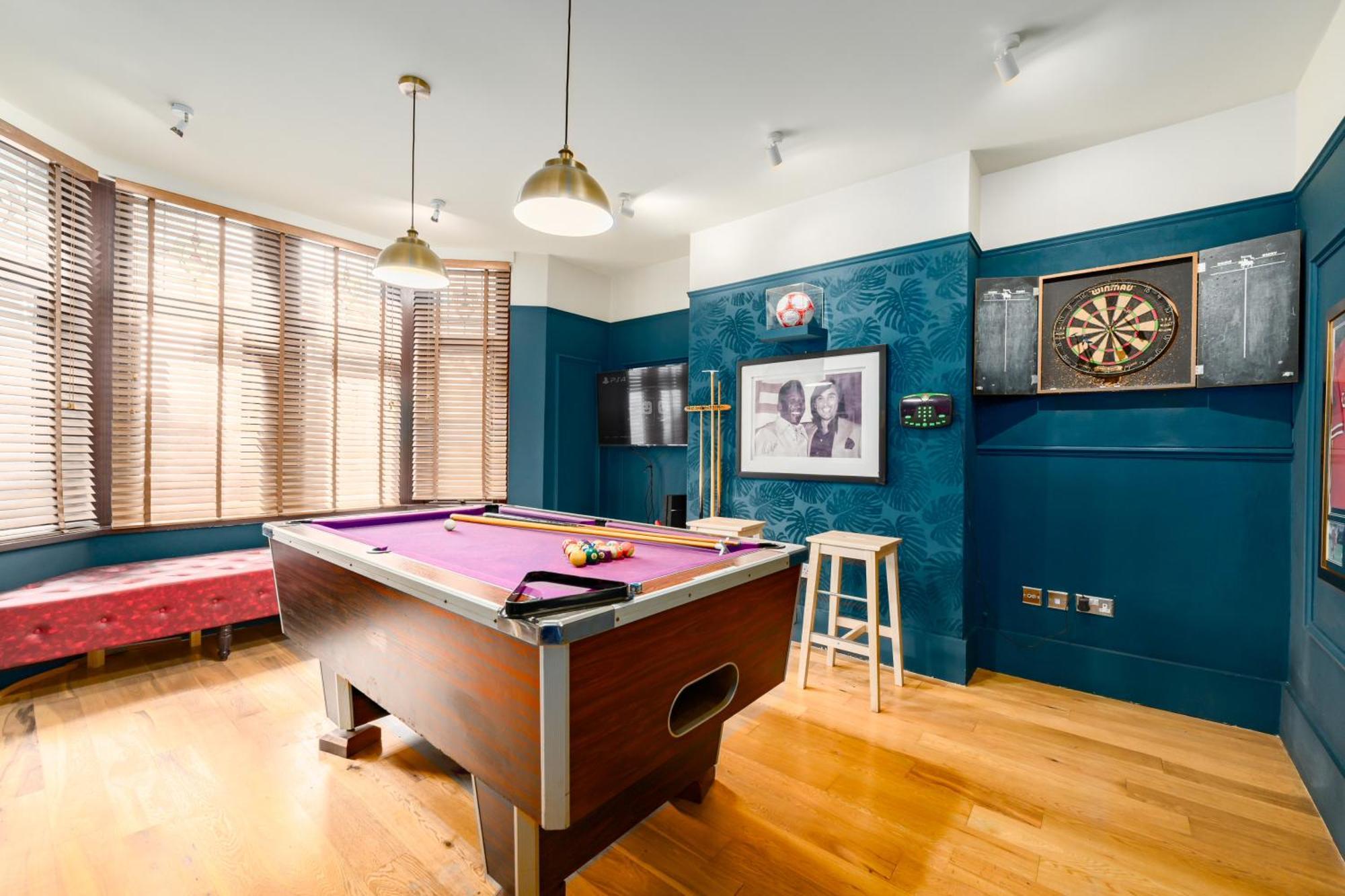 City Retreat, Spacious 4 Bed House, Games Room, Parking, Hot Tub & Bbq Cardiff Exterior photo